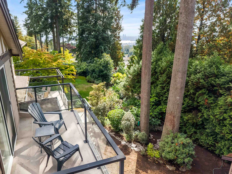 4047 Woodbury Avenue, North Vancouver, BC, V7N 3N4 - 35