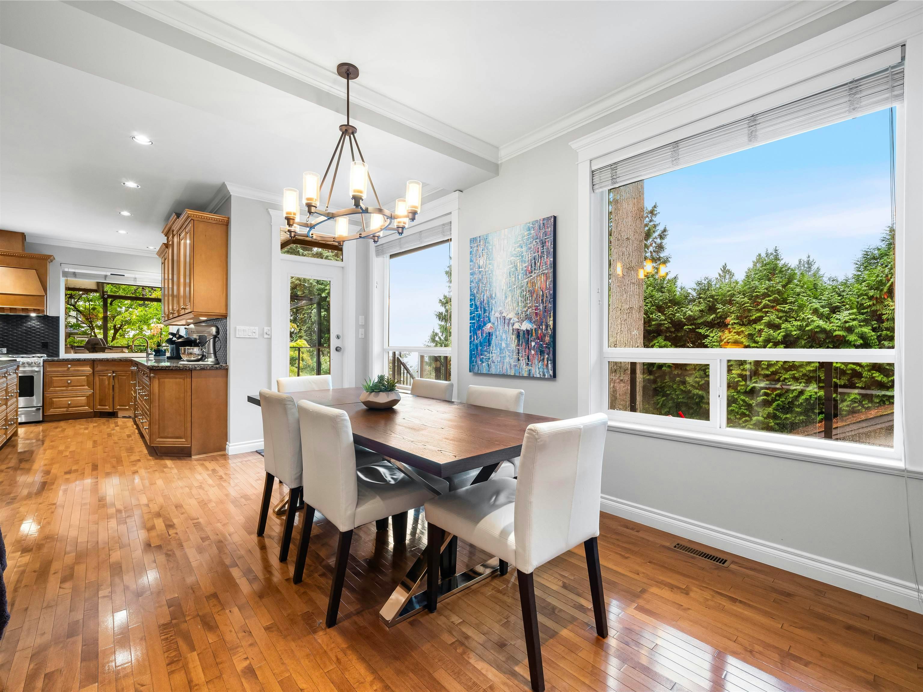 4047 Woodbury Avenue, North Vancouver, BC, V7N 3N4 - 7