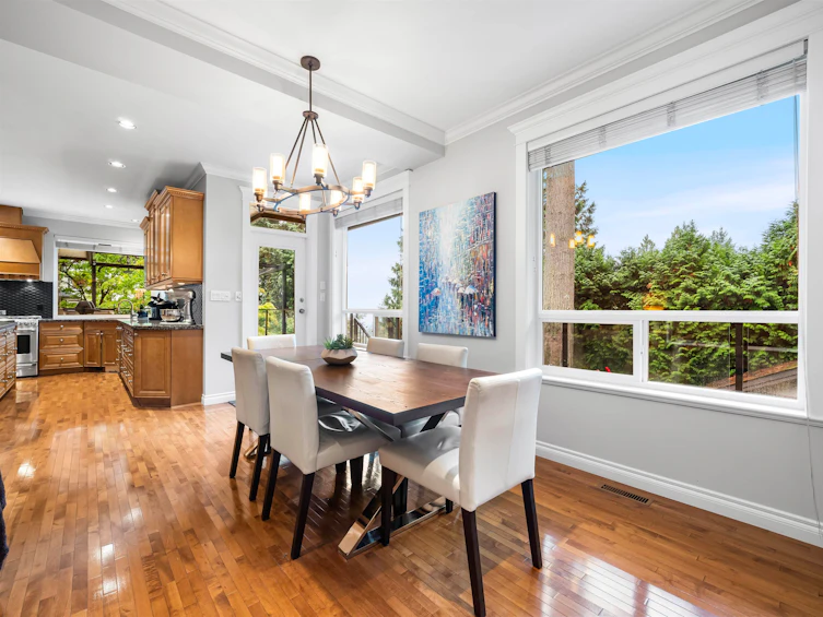 4047 Woodbury Avenue, North Vancouver, BC, V7N 3N4 - 7