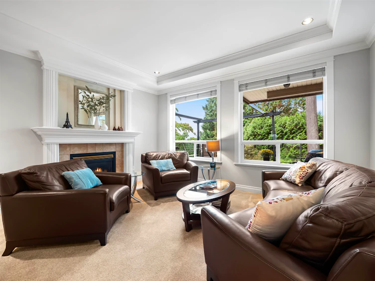 4047 Woodbury Avenue, North Vancouver, BC, V7N 3N4 - 9