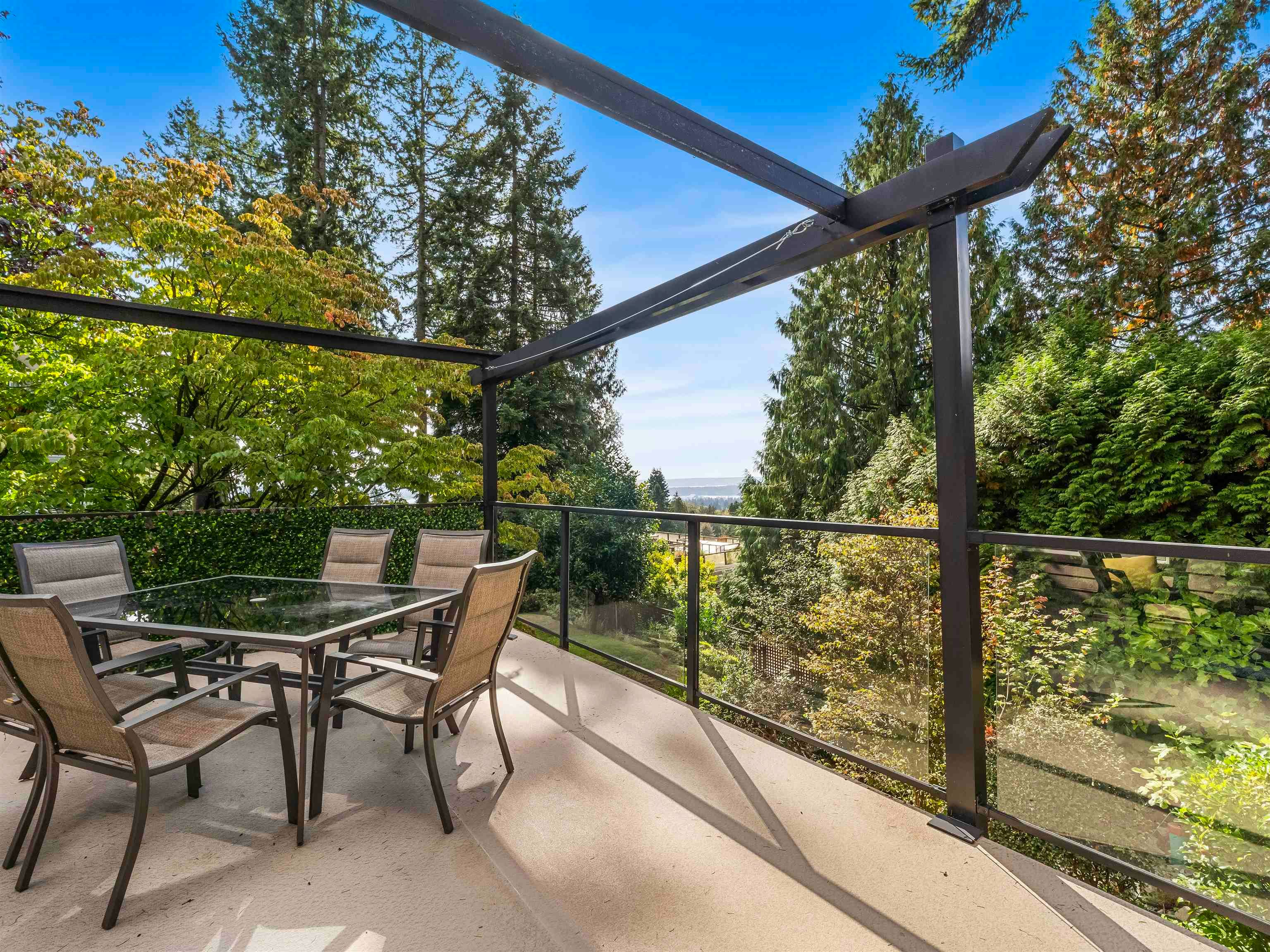 4047 Woodbury Avenue, North Vancouver, BC, V7N 3N4 - 34