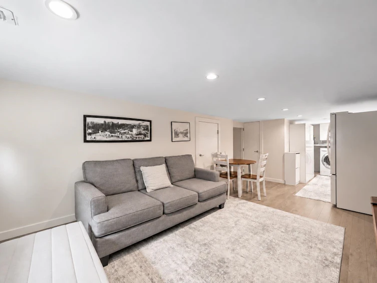 413 Seventh Avenue, New Westminster, BC, V3L 1W6 - 18