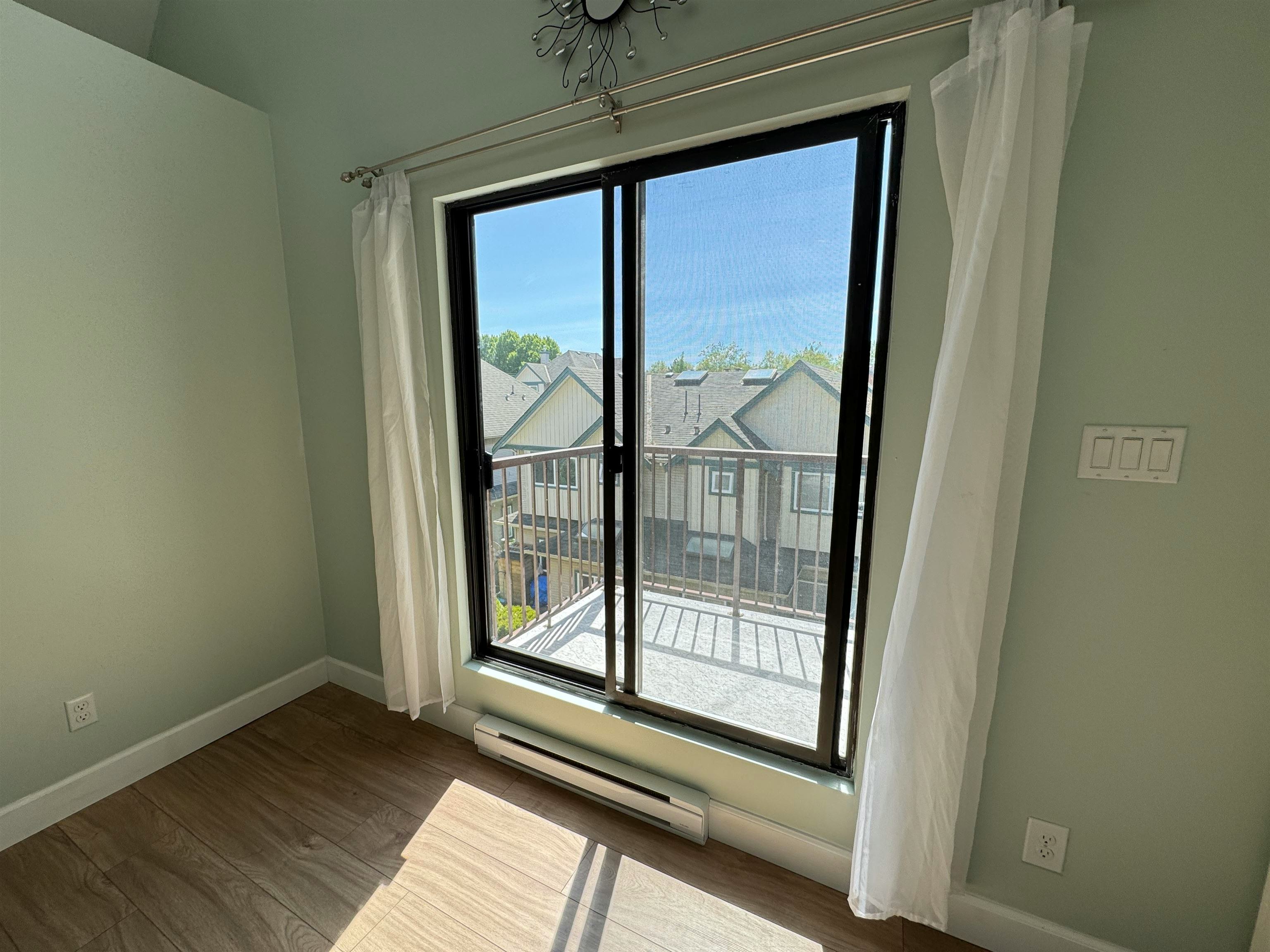 7-7311 Moffatt, Richmond, BC, V6Y 1X9 - 11