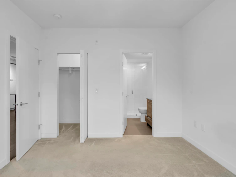 304-13963 105 Boulevard, Surrey, BC, V3T 0M9 - 13