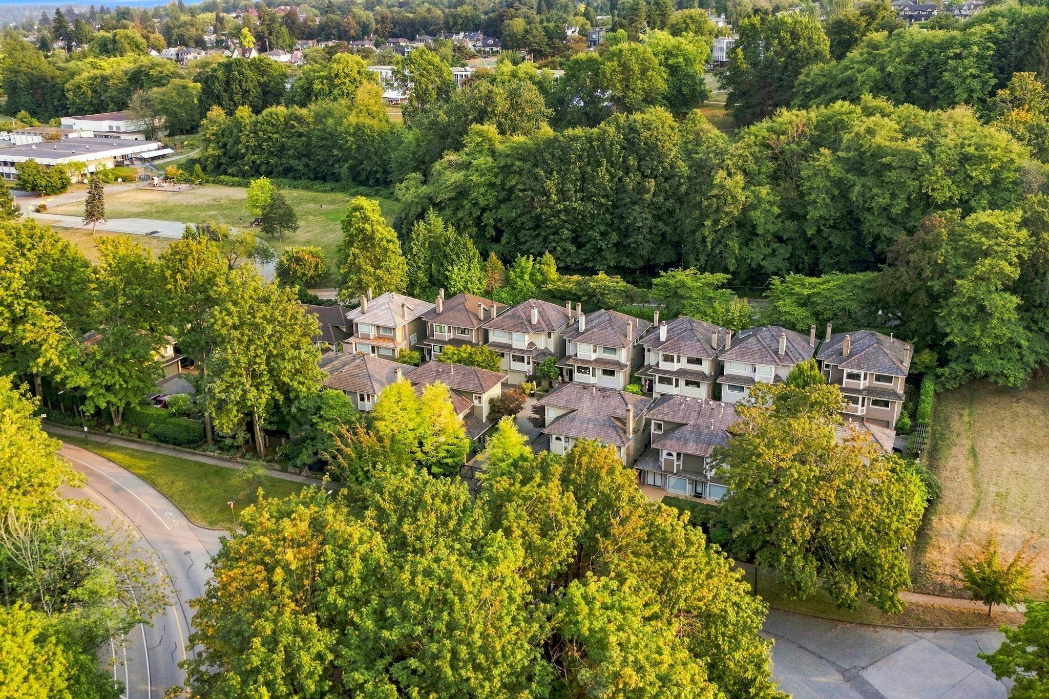 4245 Nautilus Close, Vancouver, BC, V6R 4L1 - 26