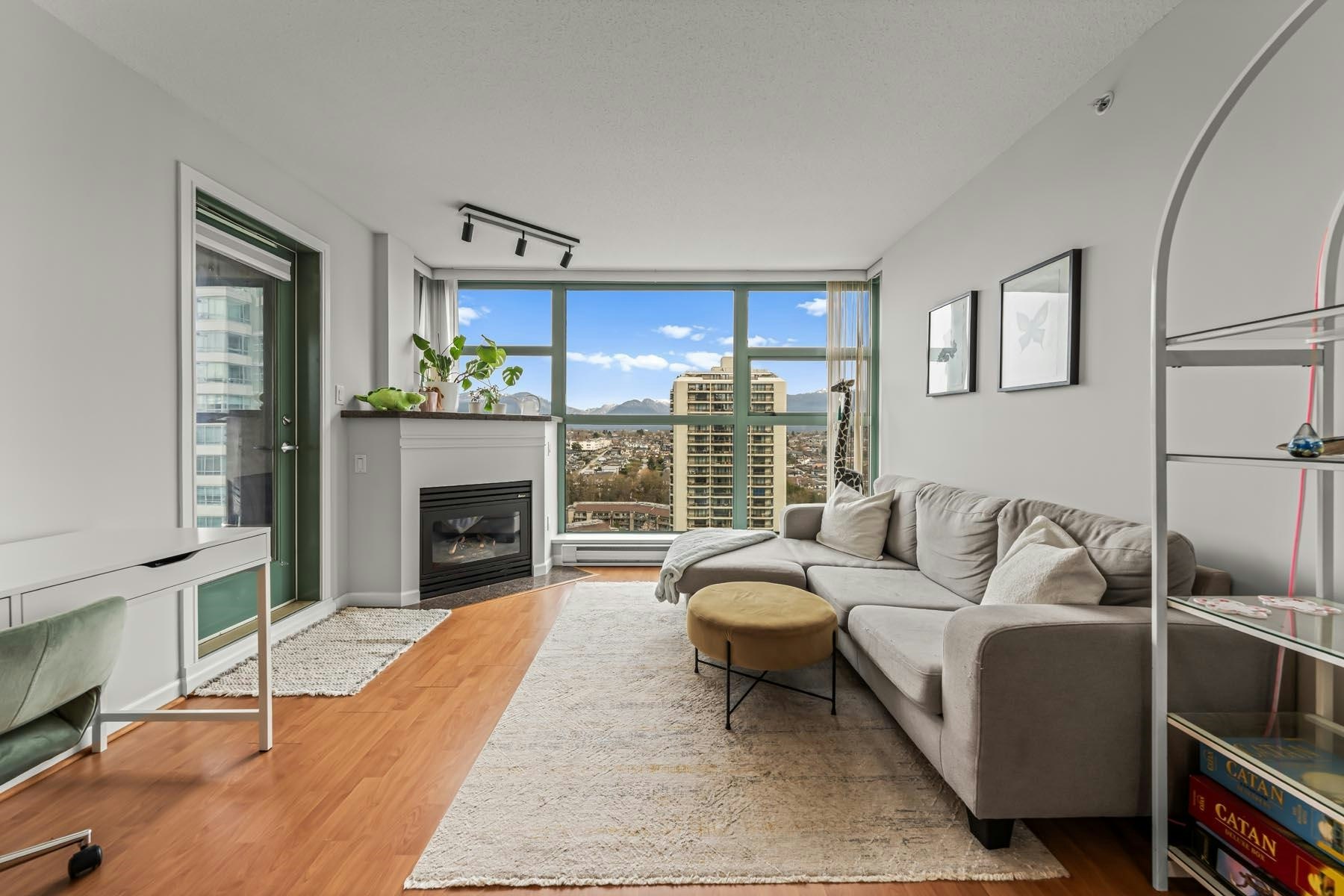2105-4398 Buchanan Street, Burnaby, BC, V5C 6R7 - 3