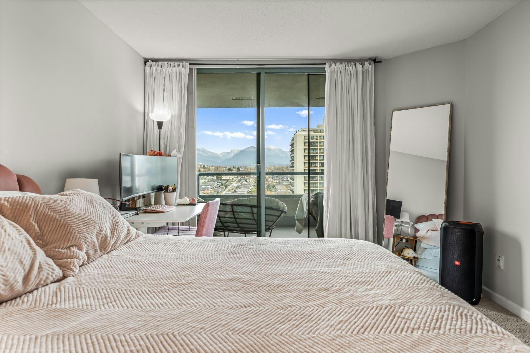 2105-4398 Buchanan Street, Burnaby, BC, V5C 6R7 - 11