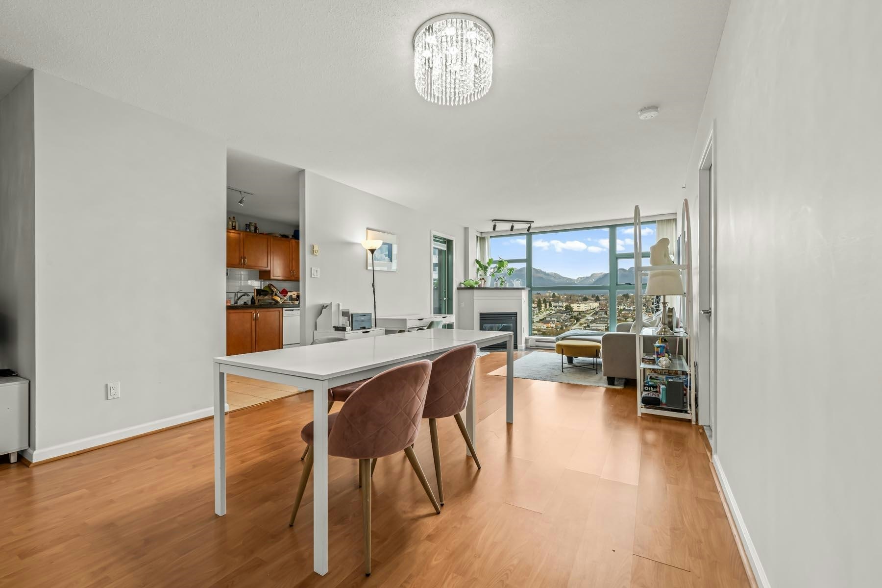 2105-4398 Buchanan Street, Burnaby, BC, V5C 6R7 - 5