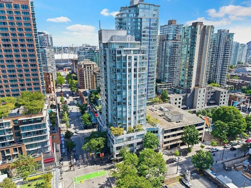 1201-480 Robson Street, Vancouver, BC, V6B 1S1