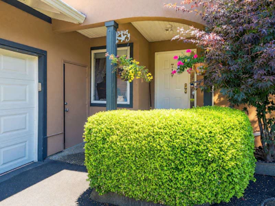 7-12267 190 Street - 4