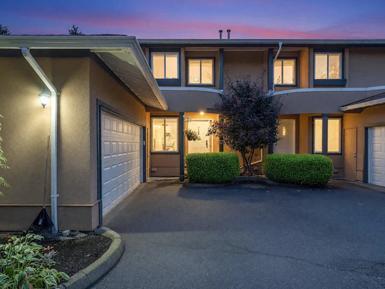 7-12267 190 Street, Pitt Meadows, BC, V3Y 2N9
