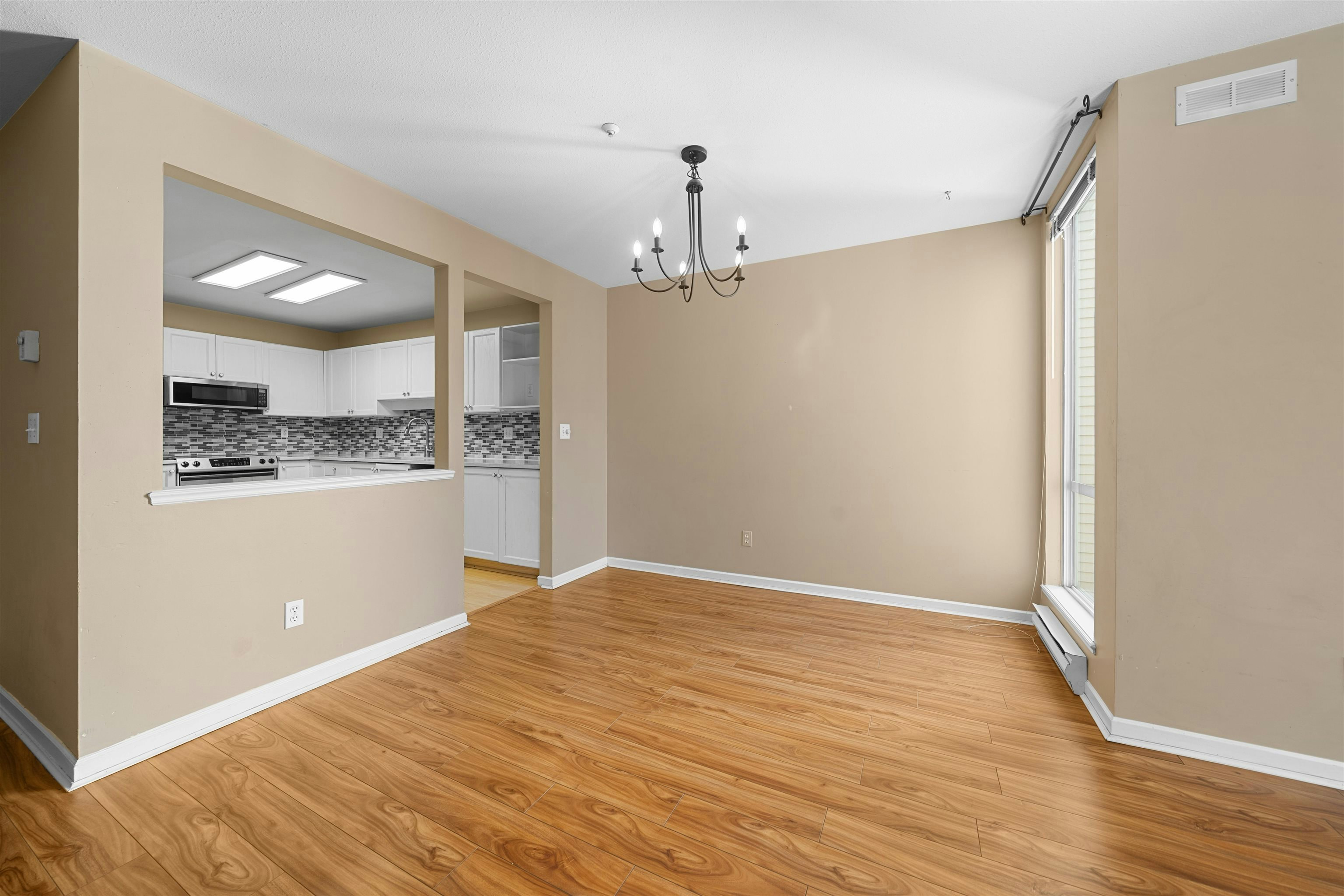 213-19122 122nd Avenue, Pitt Meadows, BC, V3Y 2N7 - 11