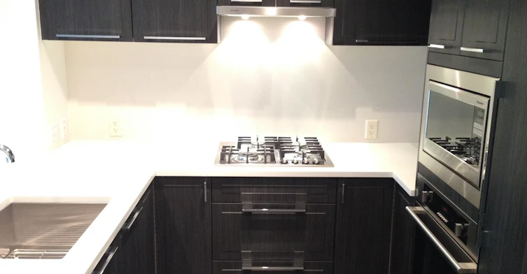 601-6677 Cambie Street, Vancouver, BC, V6P 0E6 - 5