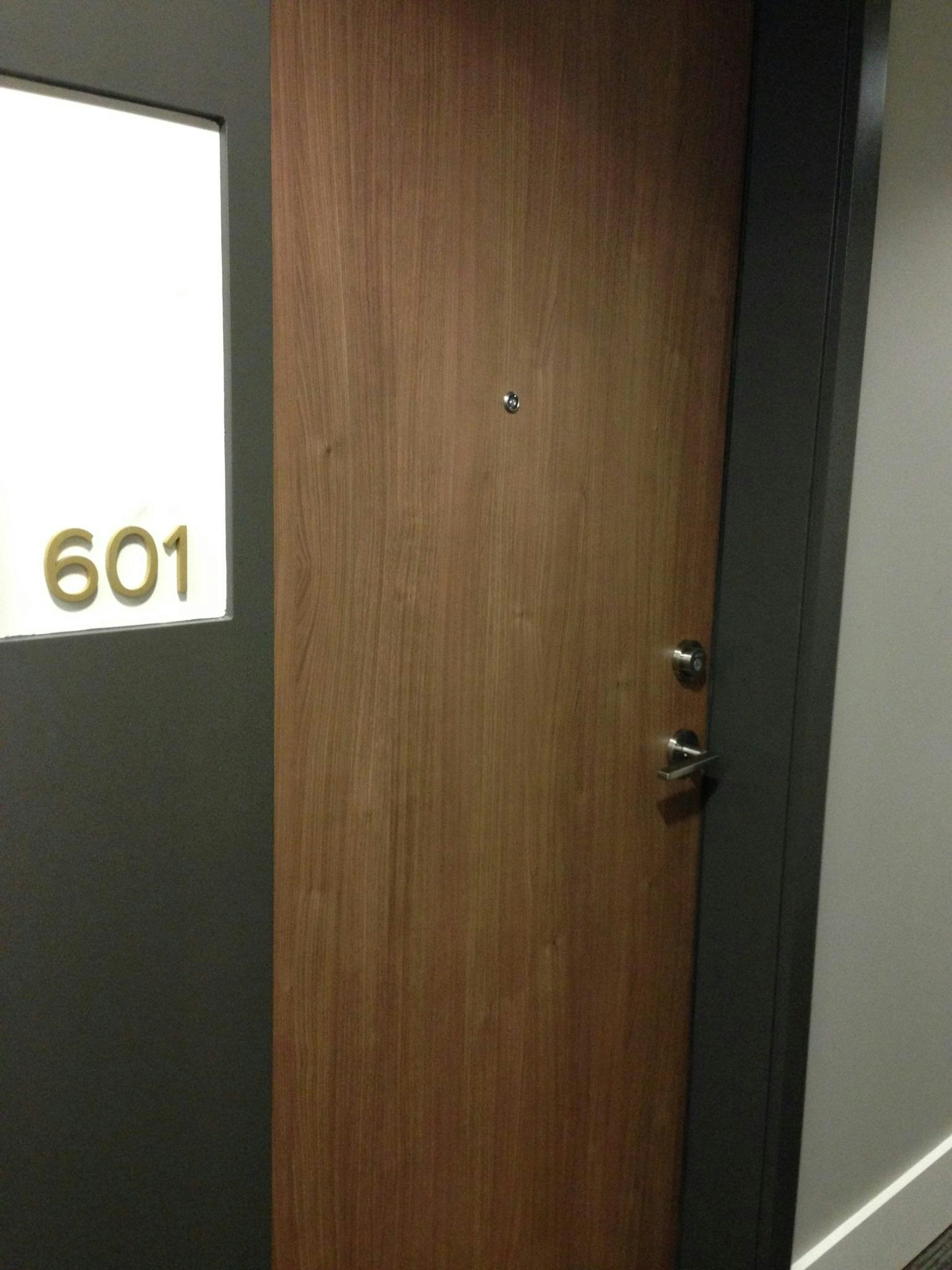 601-6677 Cambie Street, Vancouver, BC, V6P 0E6 - 2