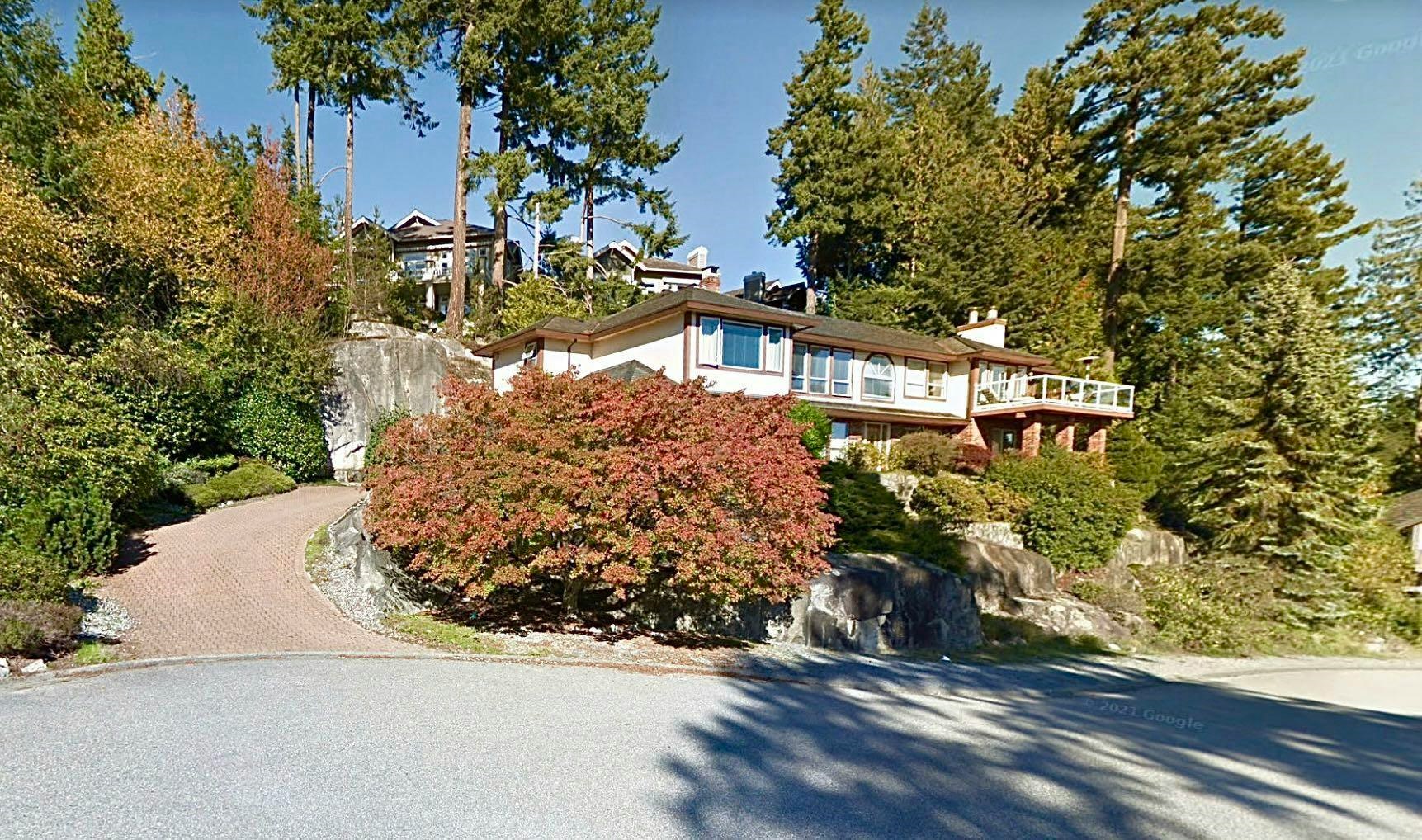4815 Headland Close, West Vancouver, BC, V7W 3C2