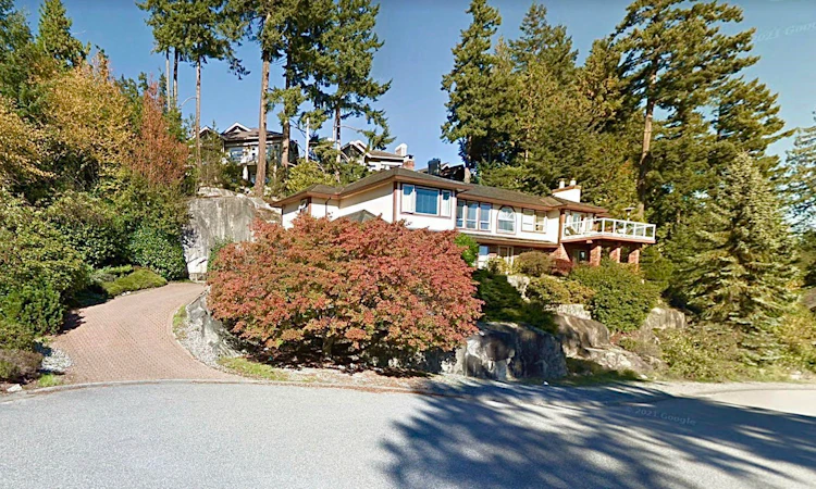 4815 Headland Close