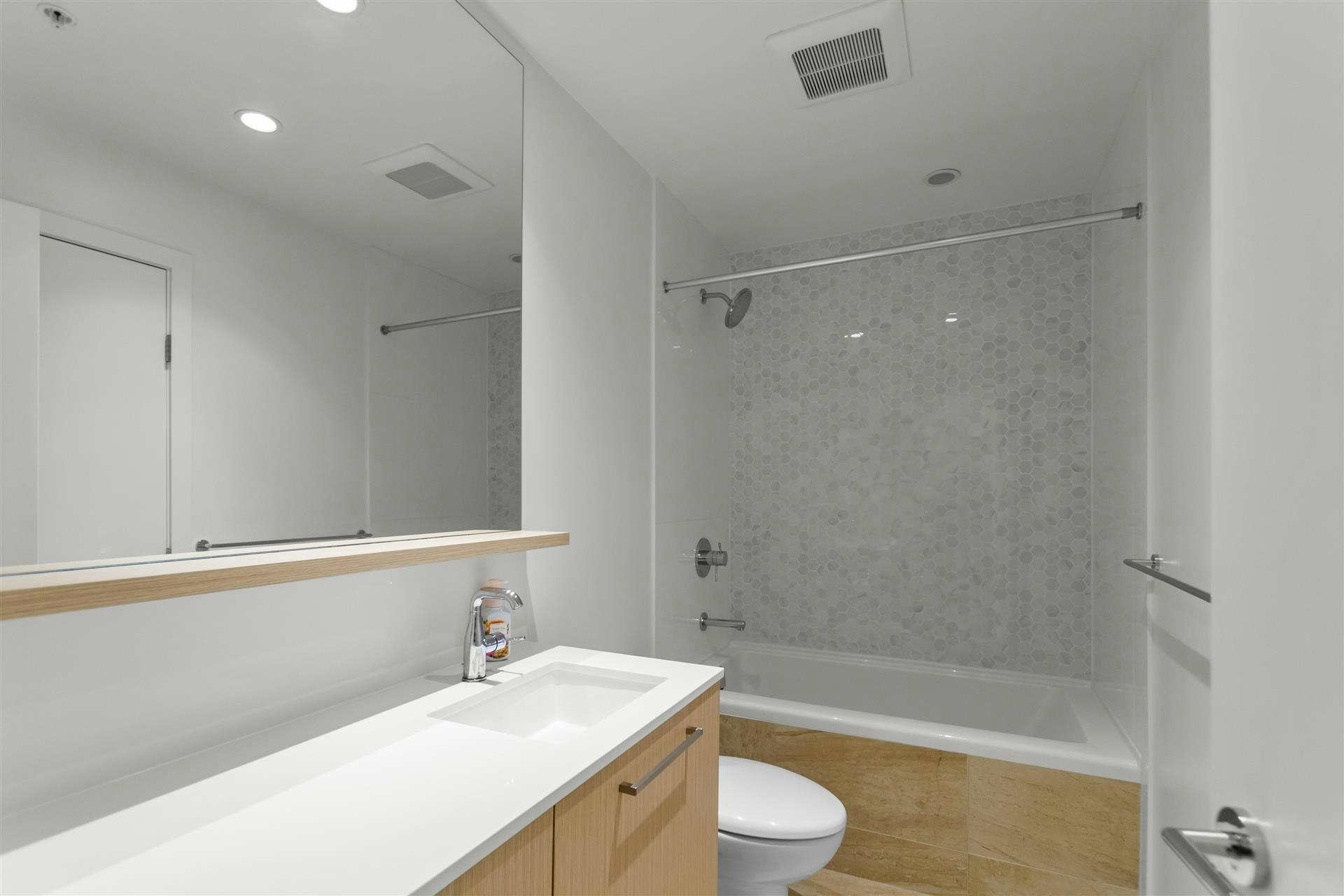 707-567 Clarke Road, Coquitlam, BC, V3J 0K7 - 17
