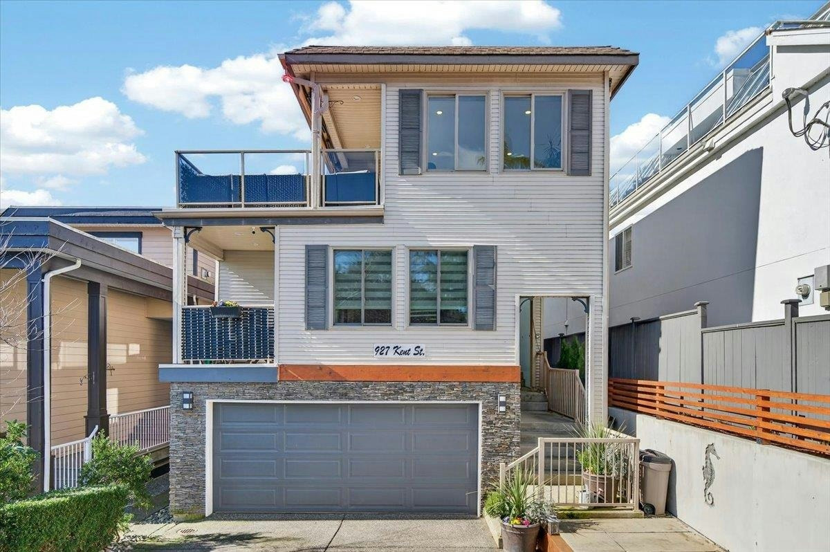 927 Kent Street, Surrey, BC, V4B 4S9