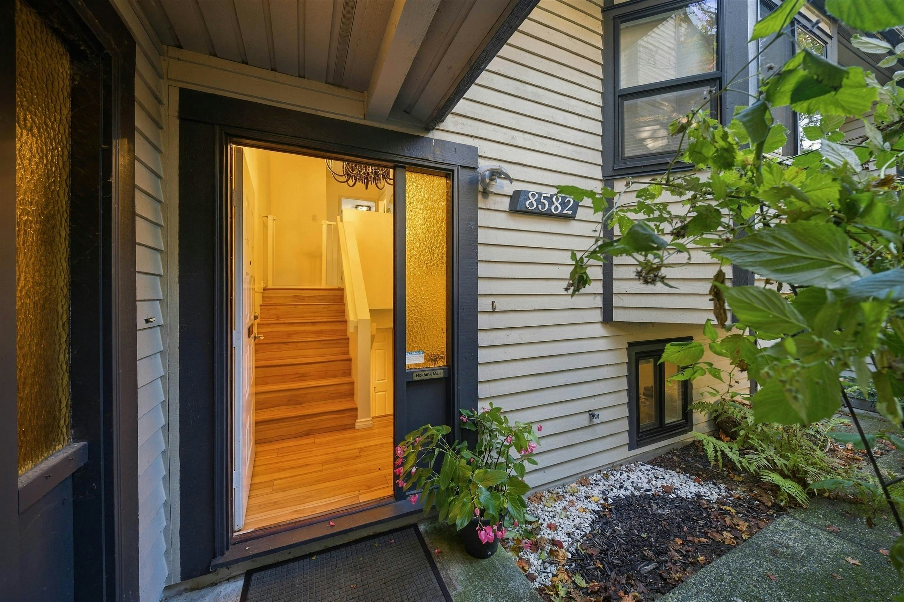 8582 Wilderness Court, Burnaby, BC, V5A 4B2