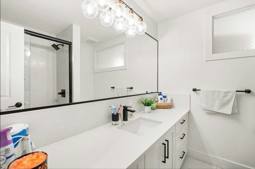 Upper-1106 Duthie Avenue, Burnaby, BC, V5A 2R4 - 15
