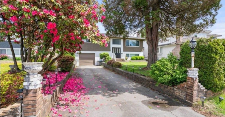 Upper-1106 Duthie Avenue, Burnaby, BC, V5A 2R4 - 4