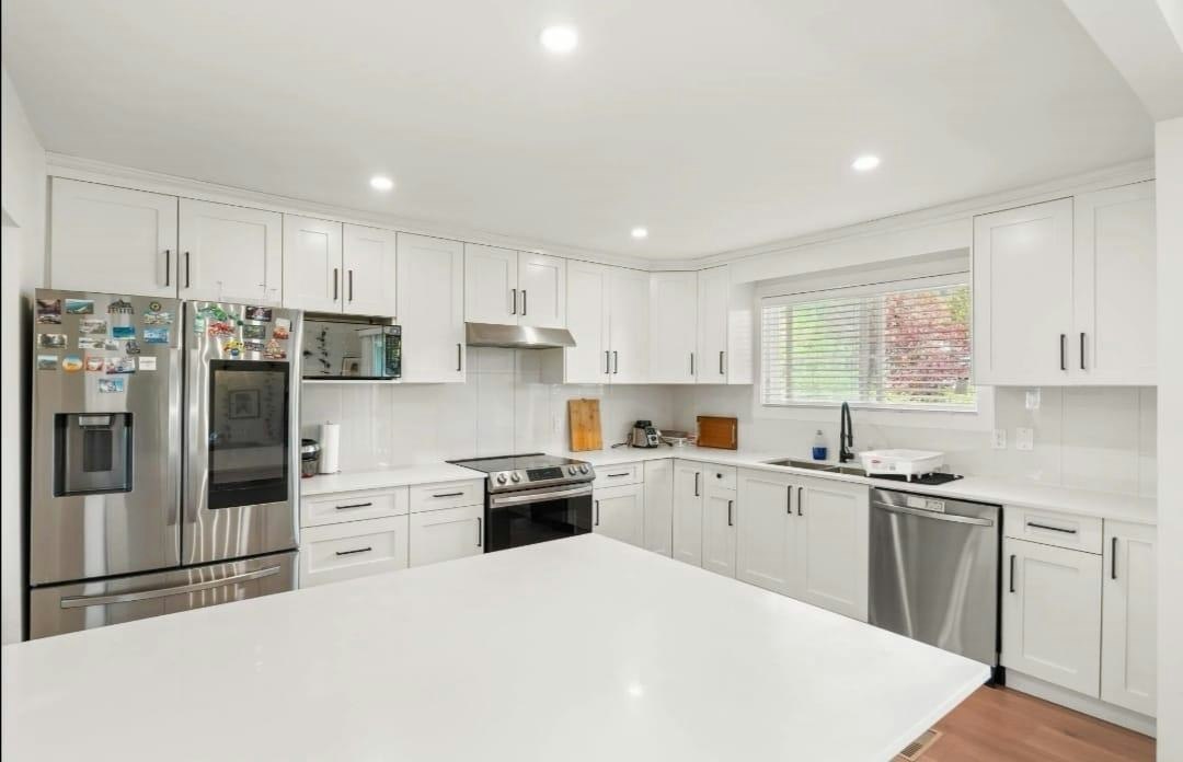 Upper-1106 Duthie Avenue, Burnaby, BC, V5A 2R4 - 8