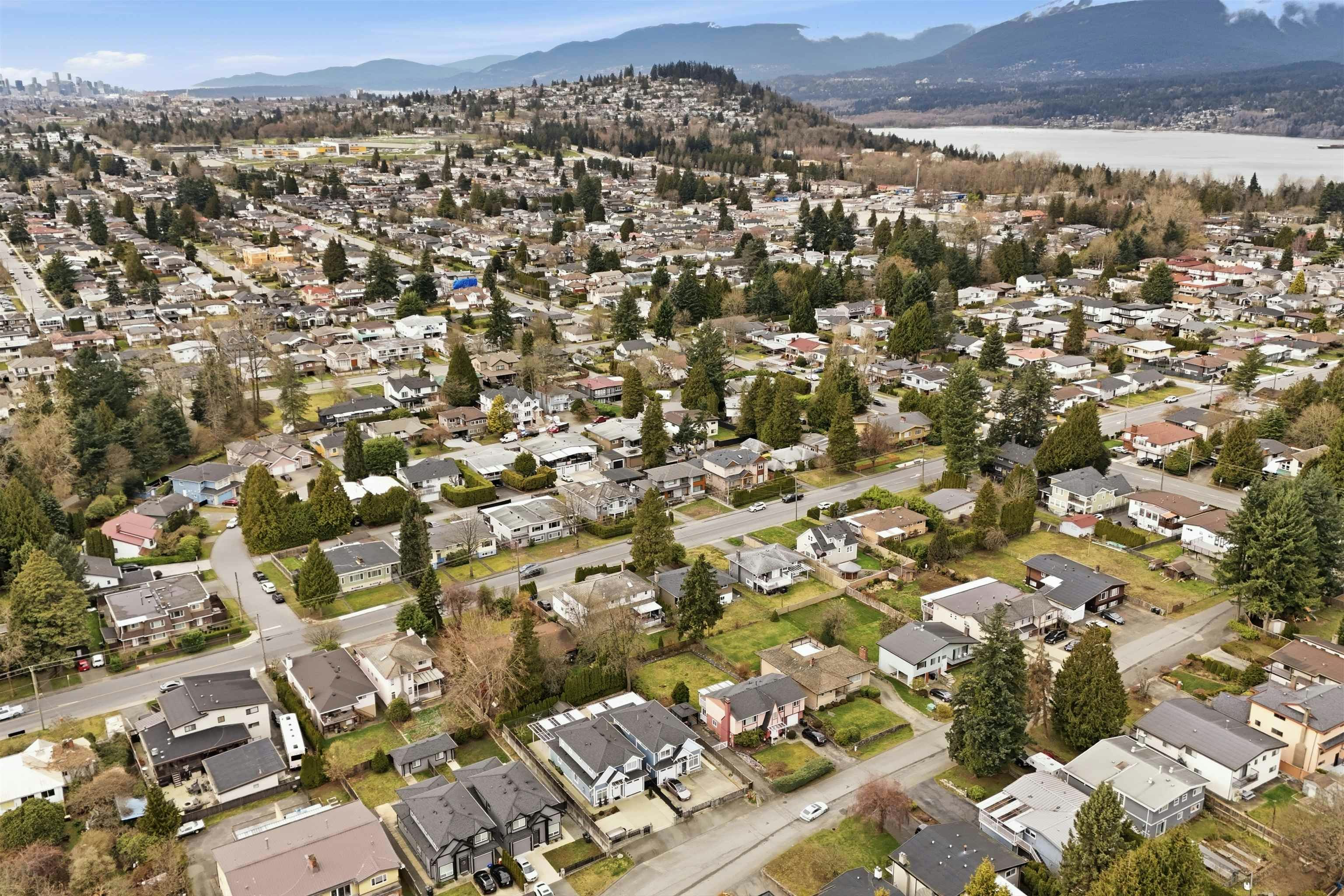 Upper-1106 Duthie Avenue, Burnaby, BC, V5A 2R4 - 3