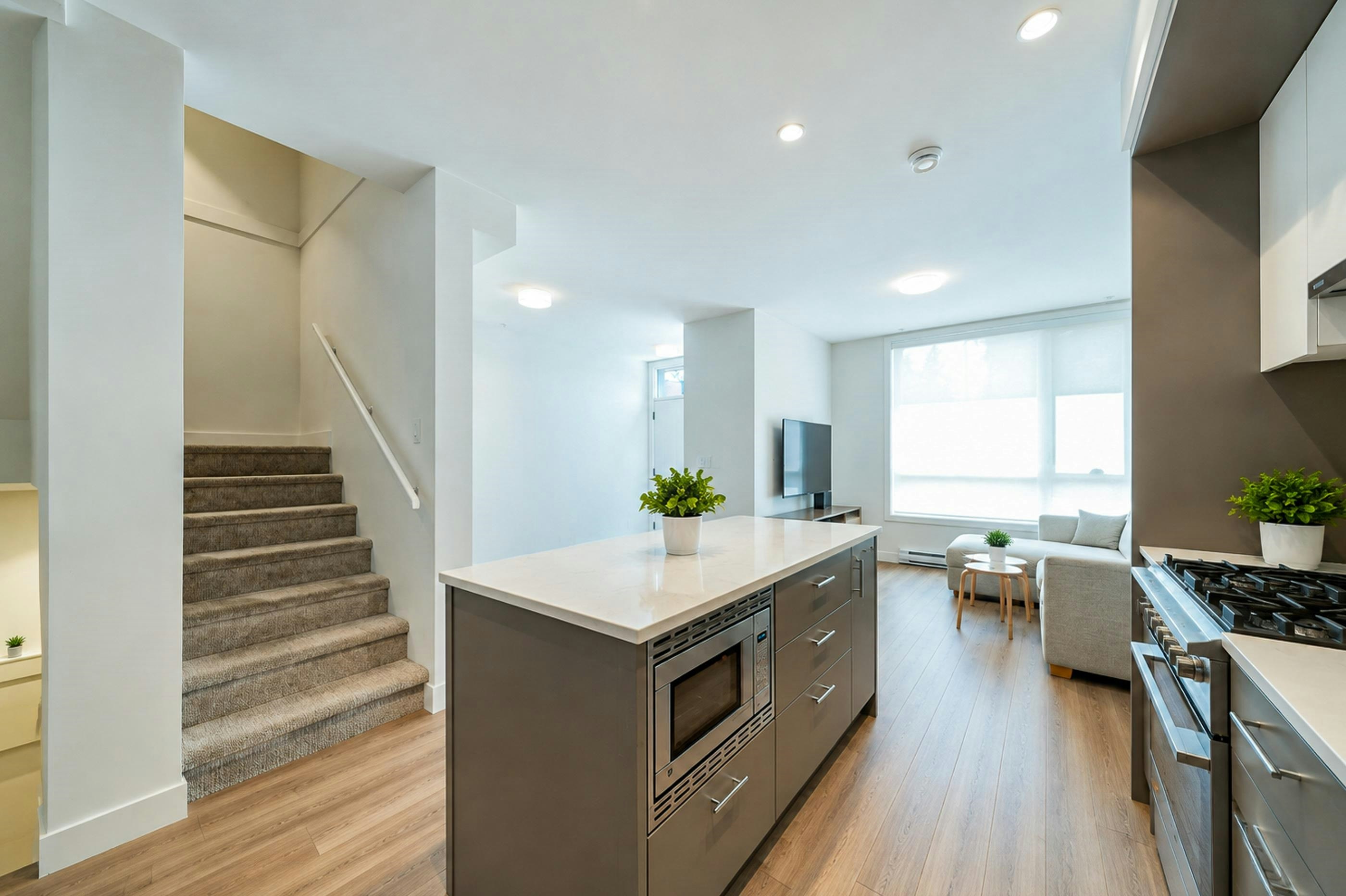302-6085 Irmin Street, Burnaby, BC, V5J 5C5 - 12