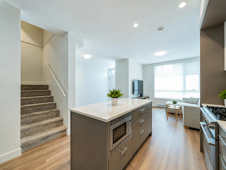 302-6085 Irmin Street, Burnaby, BC, V5J 5C5 - 12