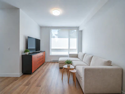 302-6085 Irmin Street - 5