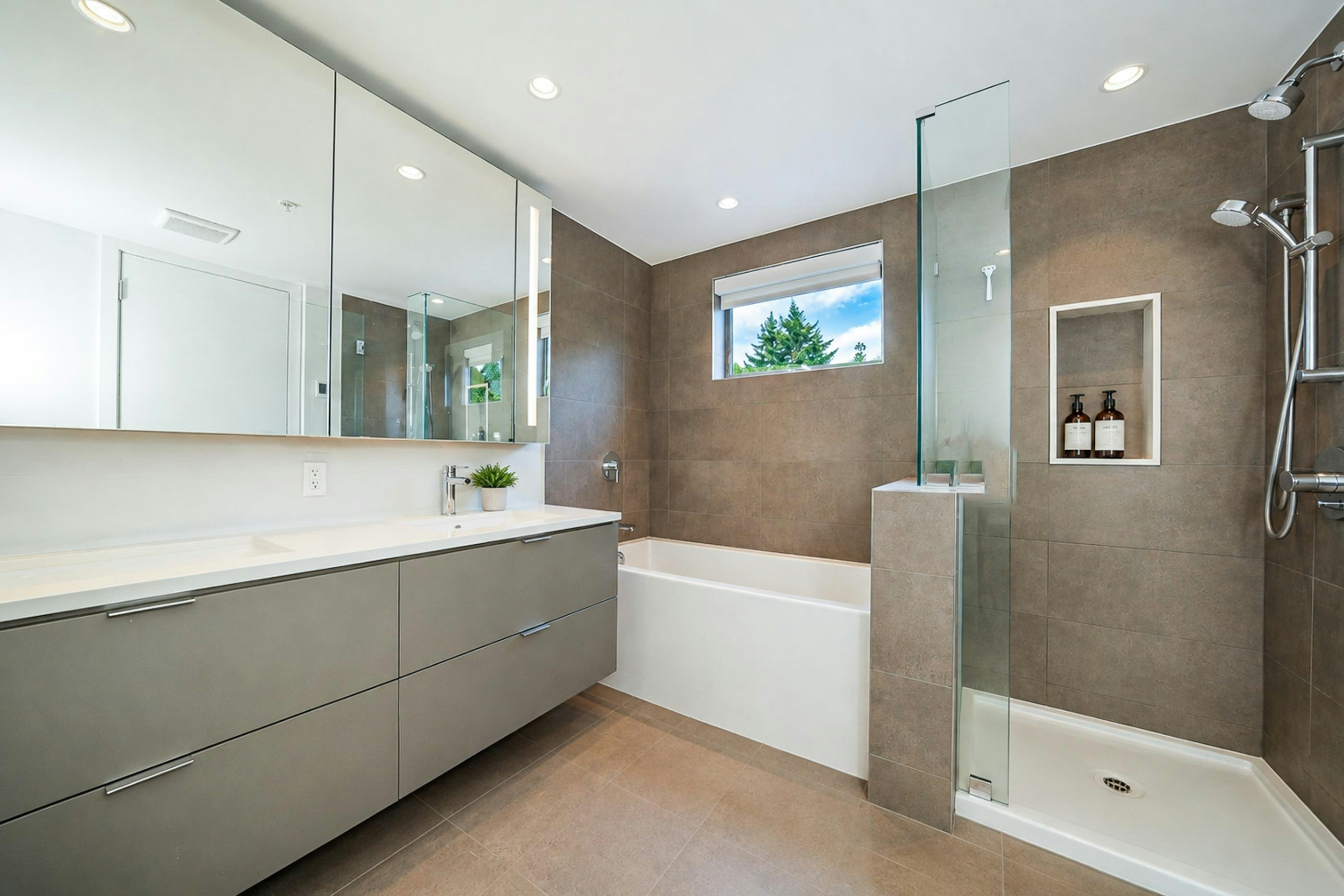 302-6085 Irmin Street, Burnaby, BC, V5J 5C5 - 17