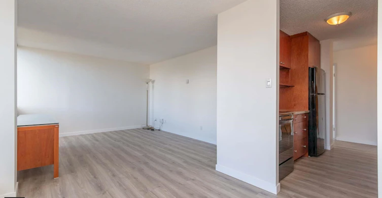 906-1816 Haro Street, Vancouver, BC, V6G 2Y7 - 9