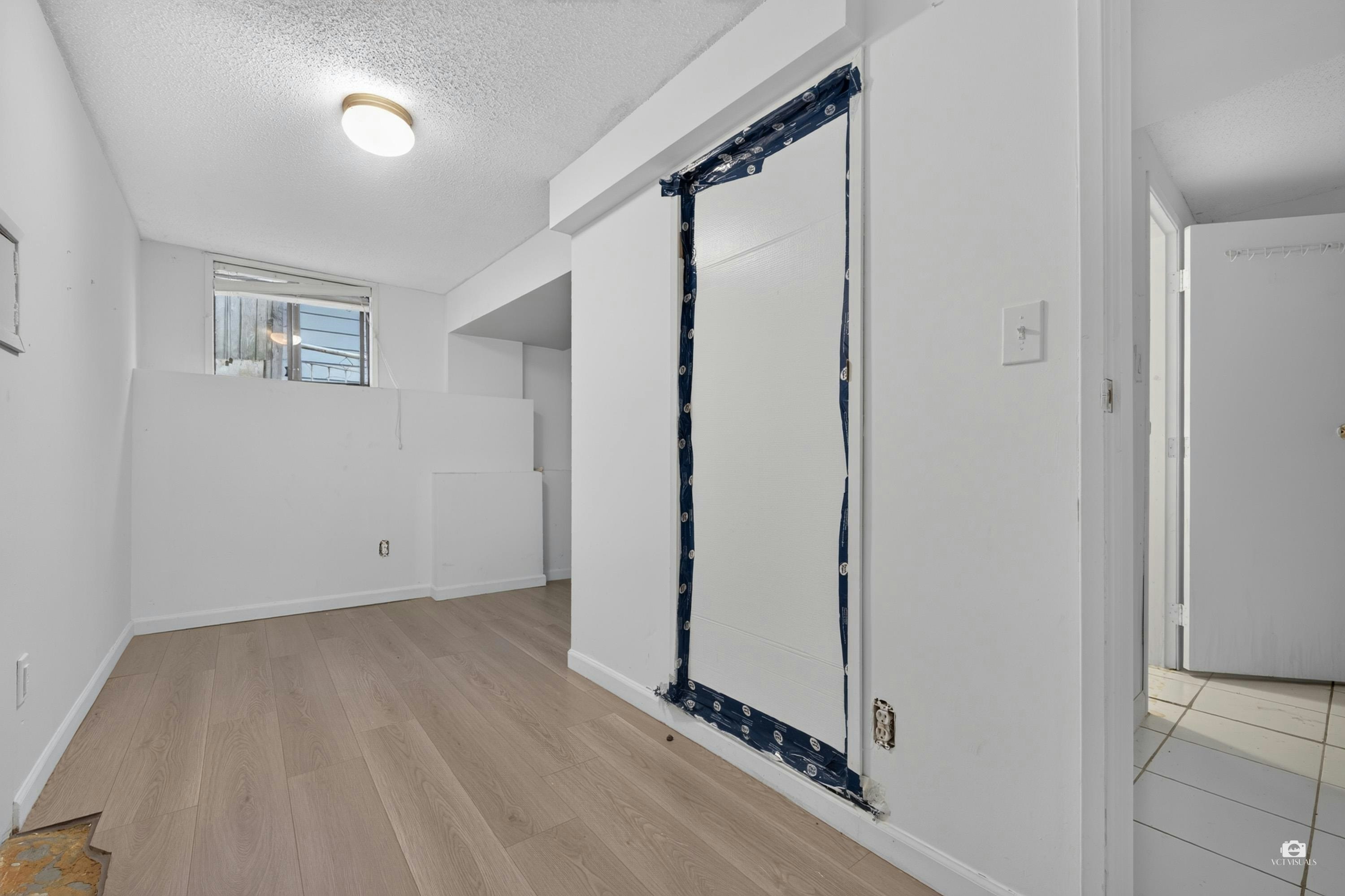 3184 E 8th Avenue, Vancouver, BC, V5M 1X6 - 14