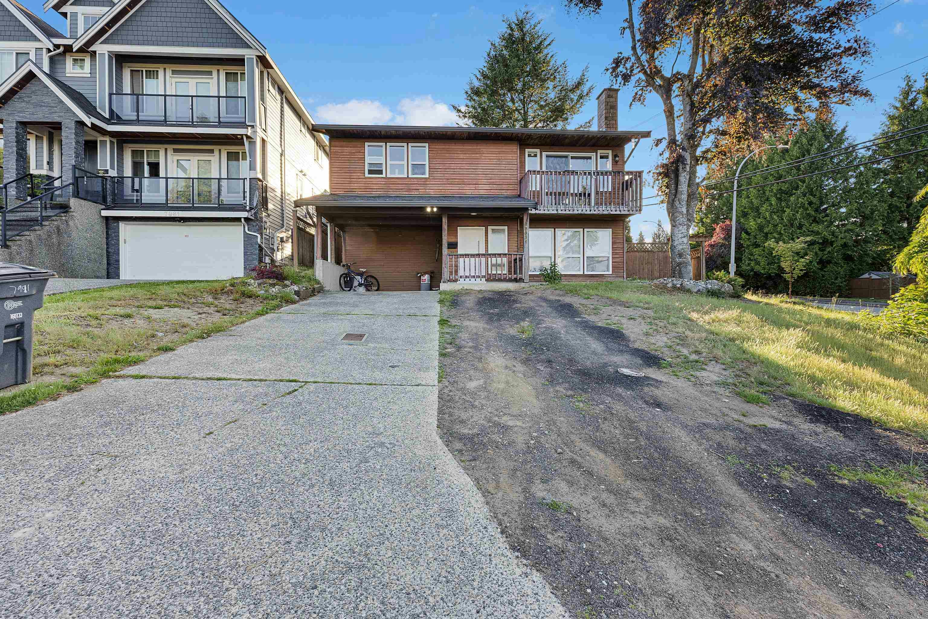 7991 138a Street, Surrey, BC, V3W 7E8