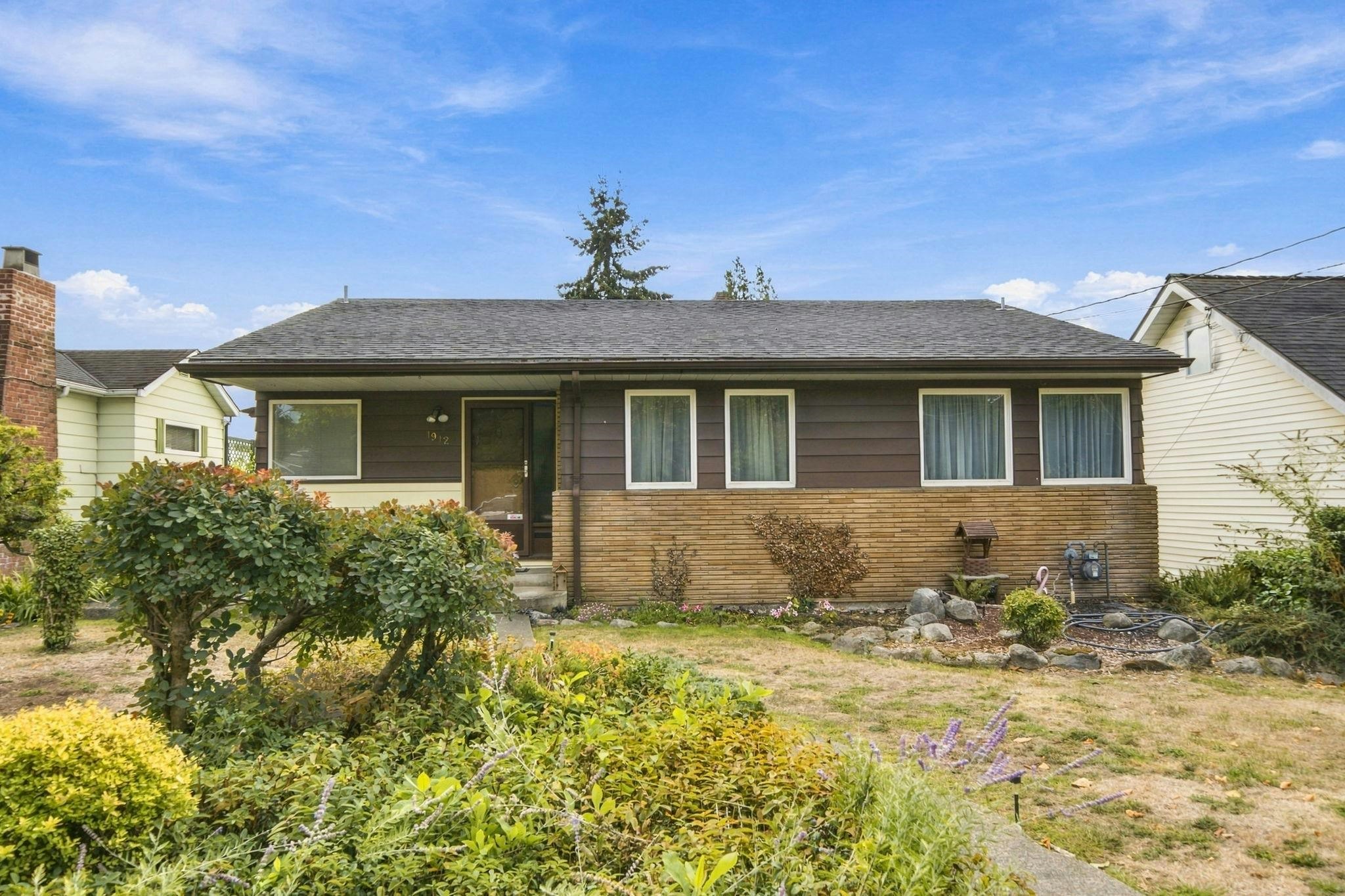 1912 London Street, New Westminster, BC, V3M 3E5