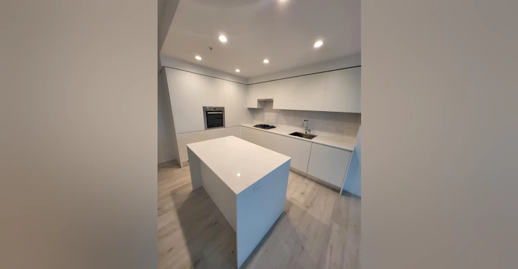 1606-3809 Evergreen Place, Burnaby, BC, V3J 0M1 - 3