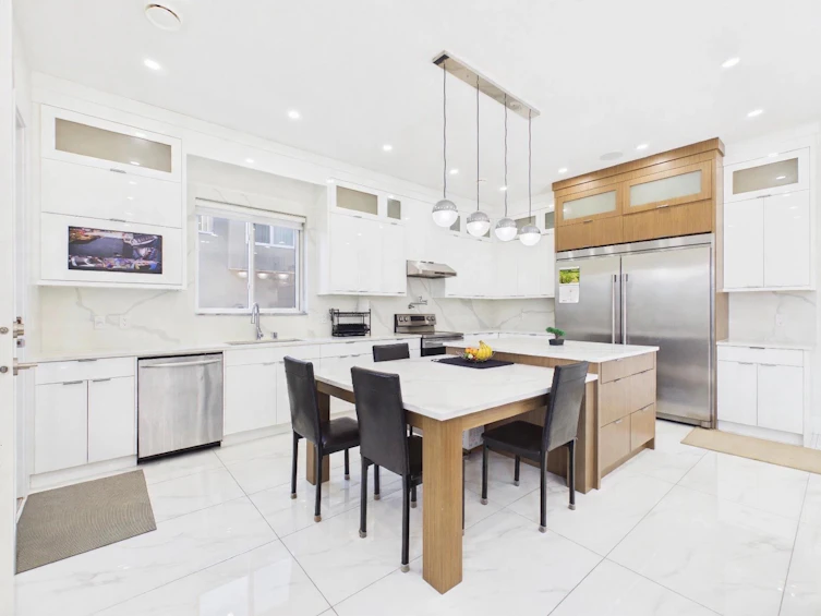 7830 16th Avenue, Burnaby, BC, V3N 1R1 - 9