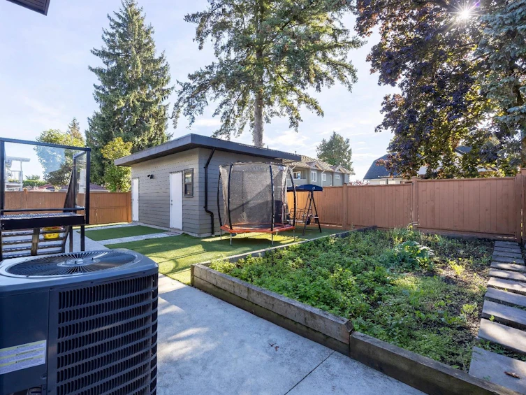 7830 16th Avenue, Burnaby, BC, V3N 1R1 - 33