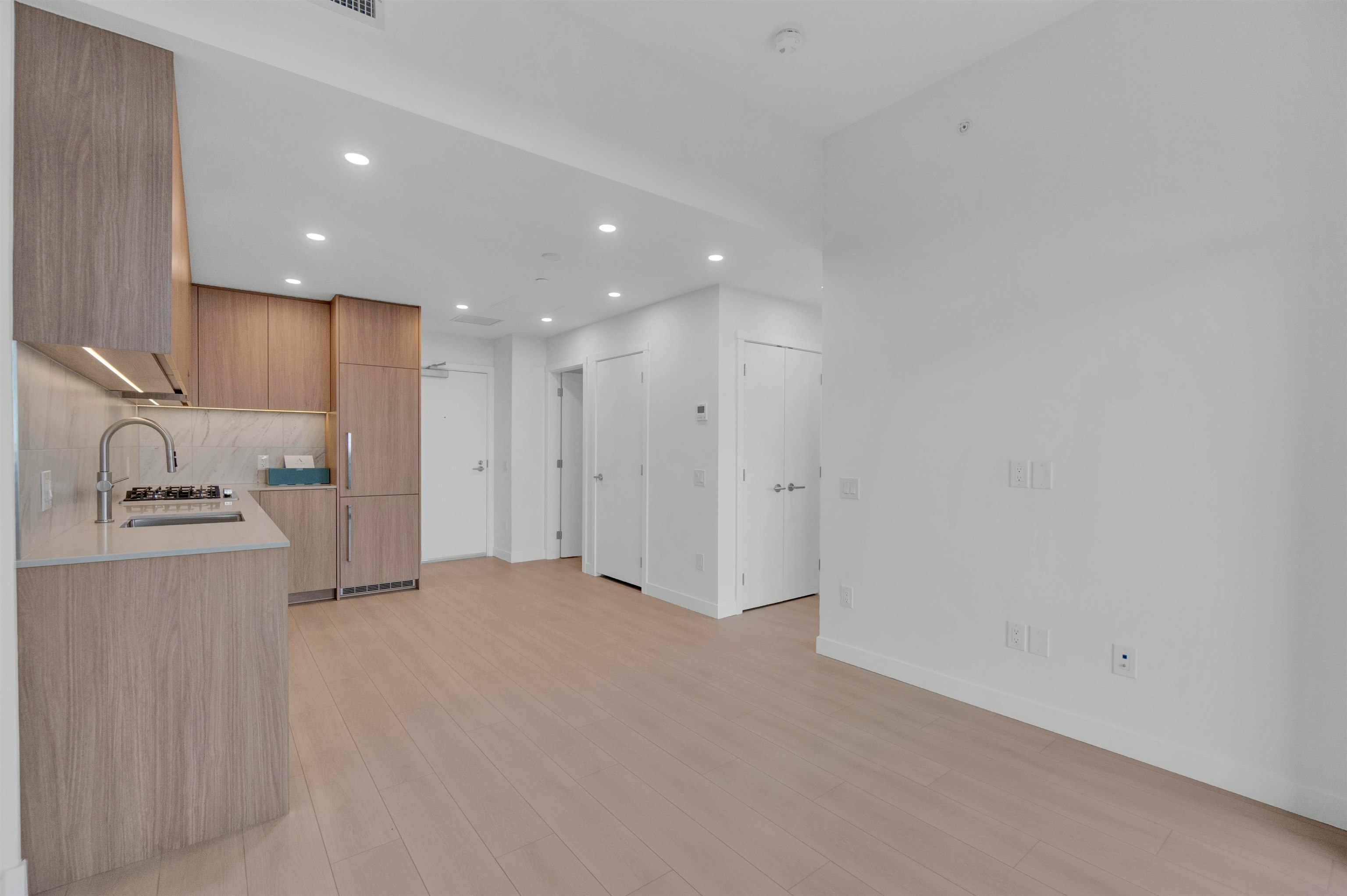 2703-626 Claremont Street, Coquitlam, BC, V3J 0T1 - 7