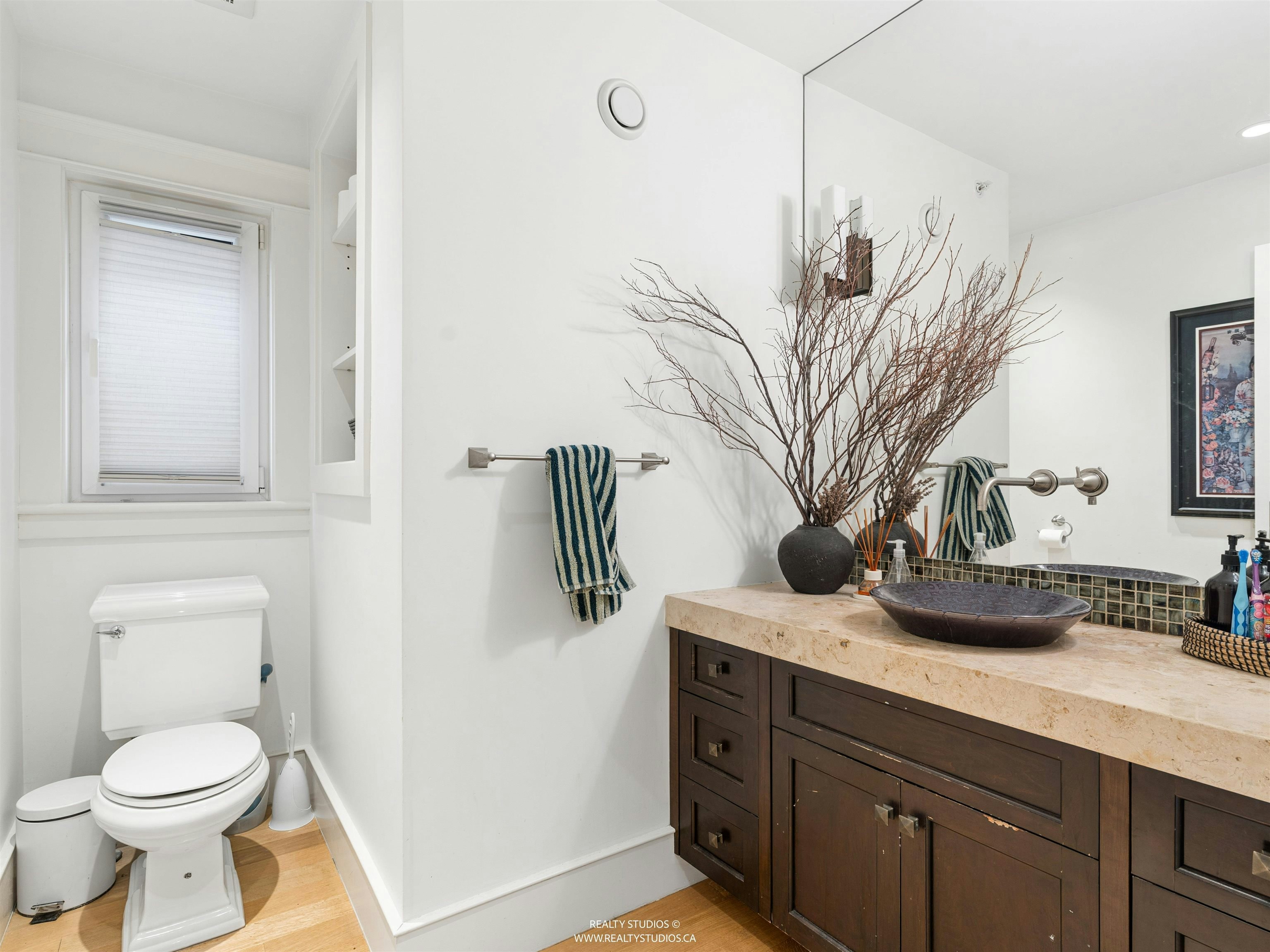 917 W 20th Avenue, Vancouver, BC, V5Z 1Y4 - 13