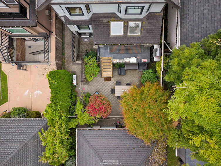 917 W 20th Avenue, Vancouver, BC, V5Z 1Y4 - 37