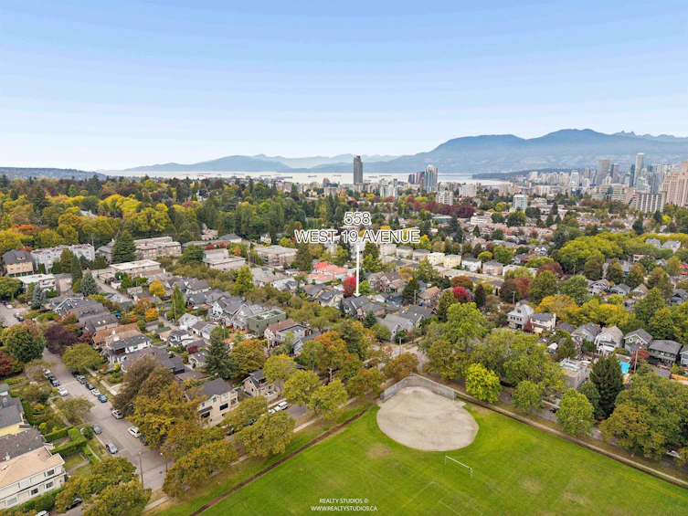 917 W 20th Avenue, Vancouver, BC, V5Z 1Y4 - 40
