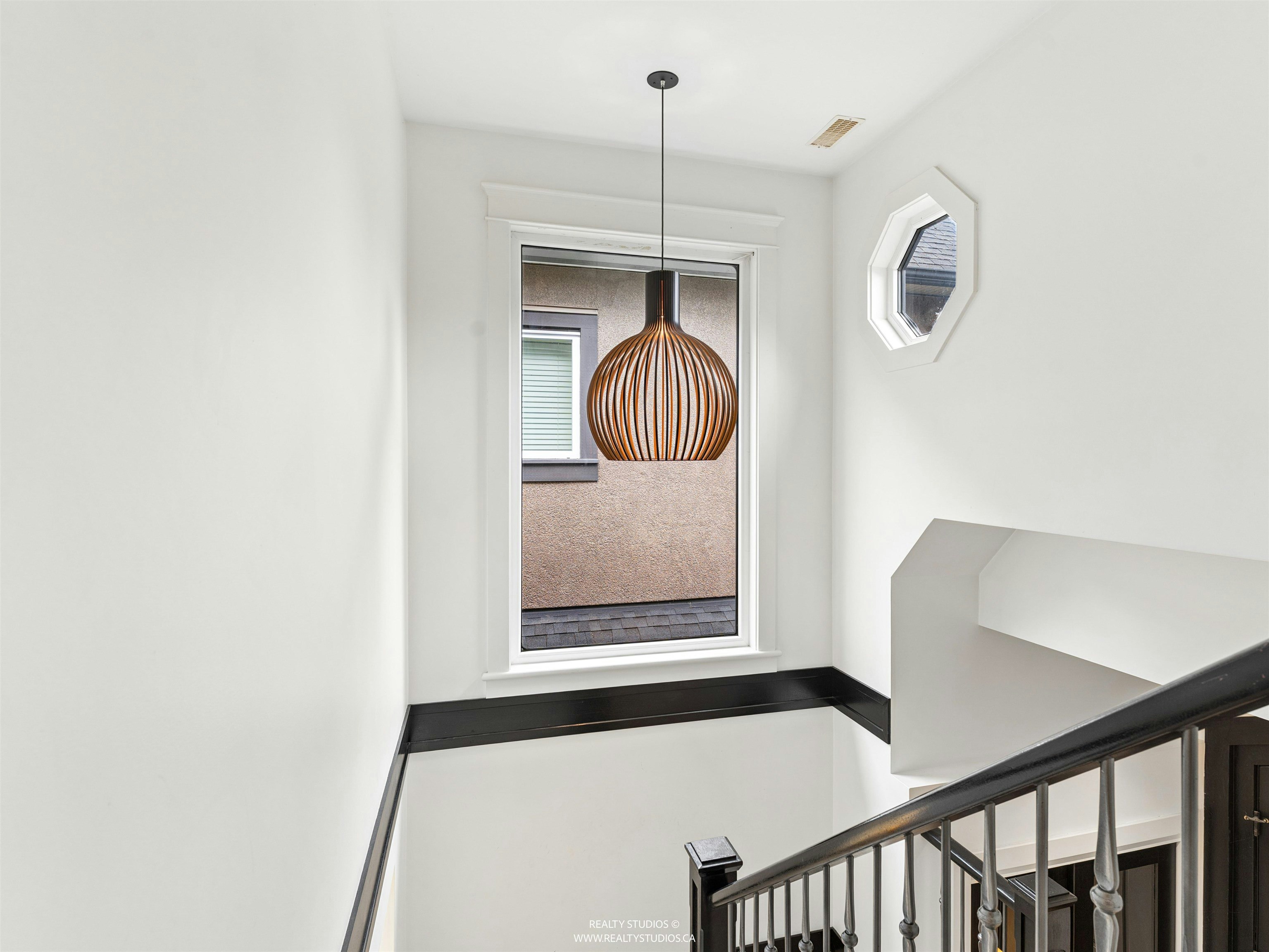917 W 20th Avenue, Vancouver, BC, V5Z 1Y4 - 14