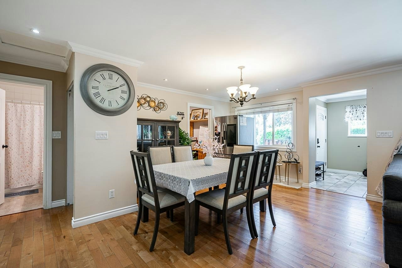 12214 211 Street, Maple Ridge, BC, V2X 8C9 - 10