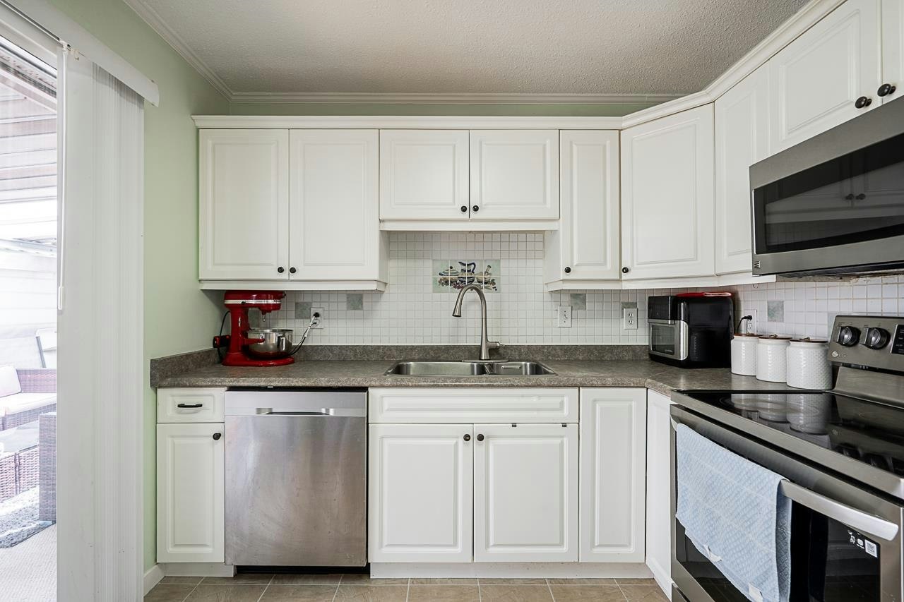 12214 211 Street, Maple Ridge, BC, V2X 8C9 - 13