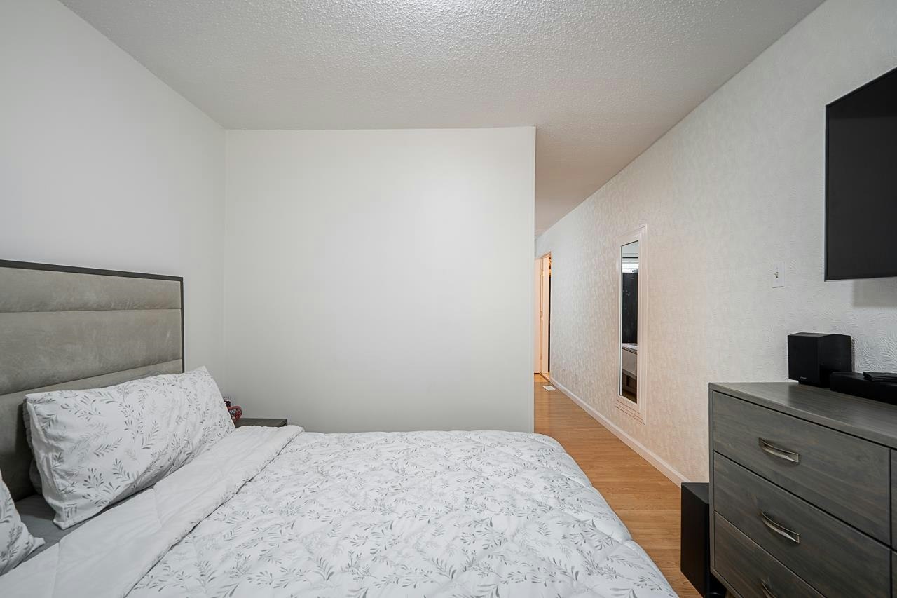 12214 211 Street, Maple Ridge, BC, V2X 8C9 - 19