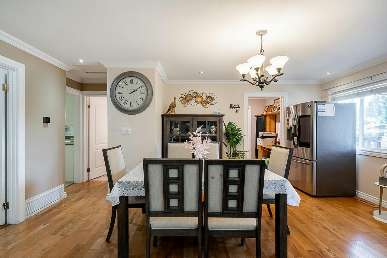 12214 211 Street, Maple Ridge, BC, V2X 8C9 - 9