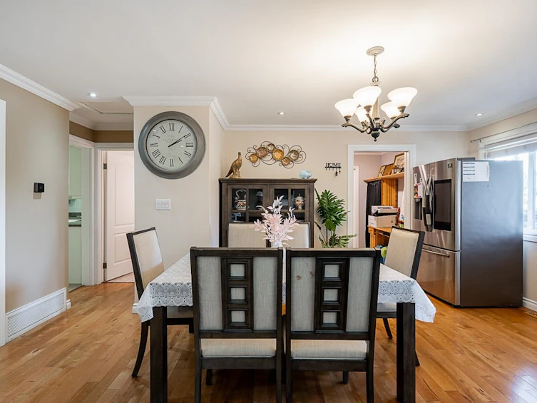 12214 211 Street, Maple Ridge, BC, V2X 8C9 - 9