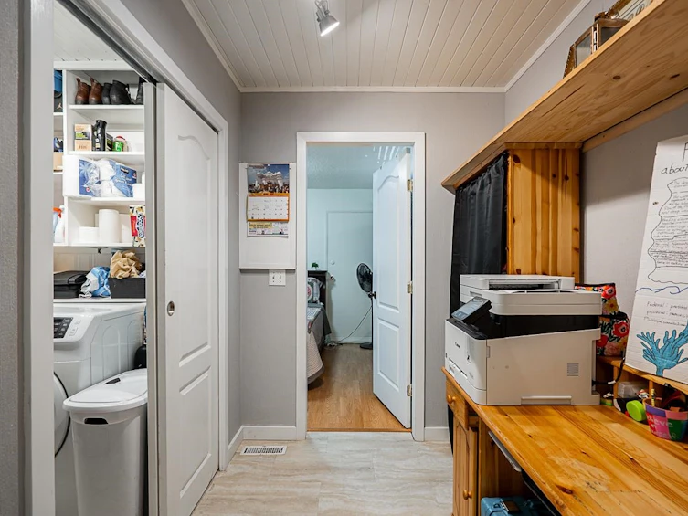 12214 211 Street, Maple Ridge, BC, V2X 8C9 - 26