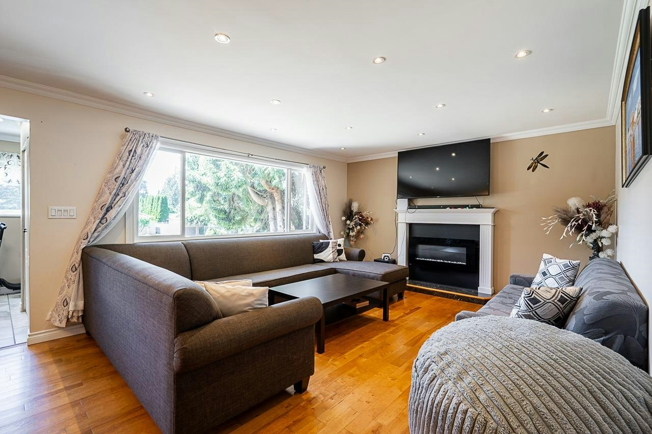12214 211 Street, Maple Ridge, BC, V2X 8C9 - 7